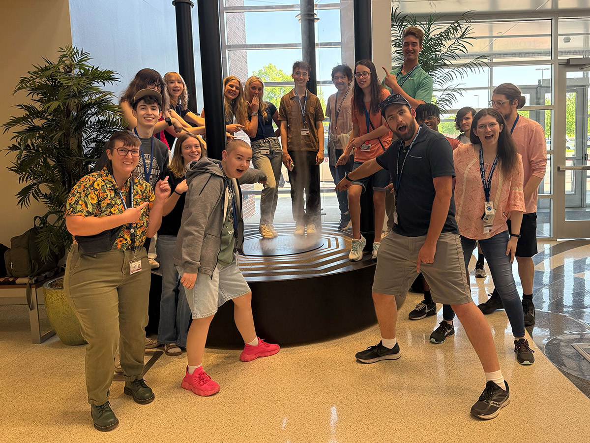 Group photo at the Radar Innovation Lab